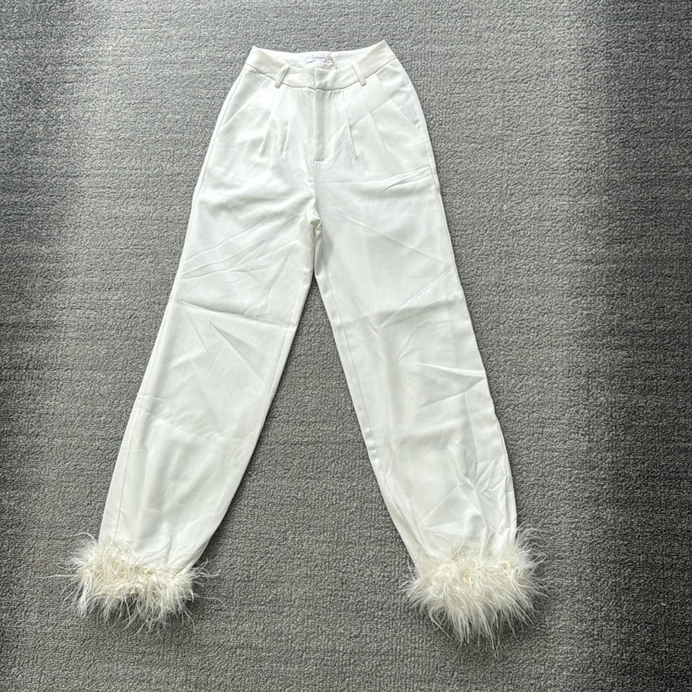 Peppermayo size 0 white pants